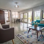 Casa Caribe, excellent location in Bocagrande