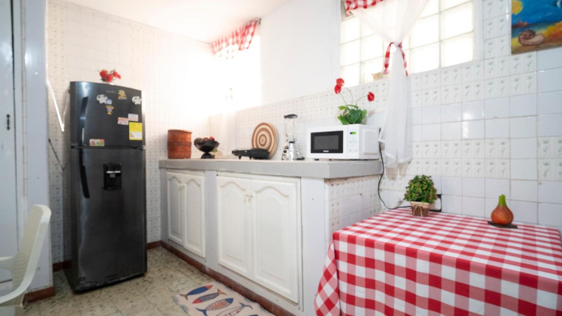 Casa Caribe, Excellent Location In Bocagrande