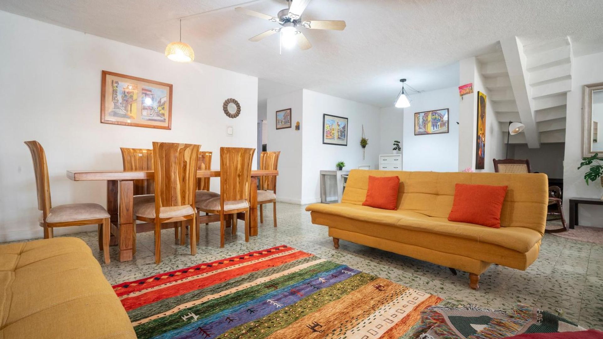 Casa Caribe, Excellent Location In Bocagrande *