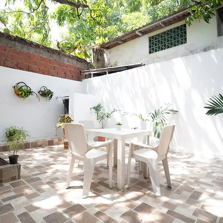 Casa Caribe, Excellent Location In Bocagrande * Cartagena
