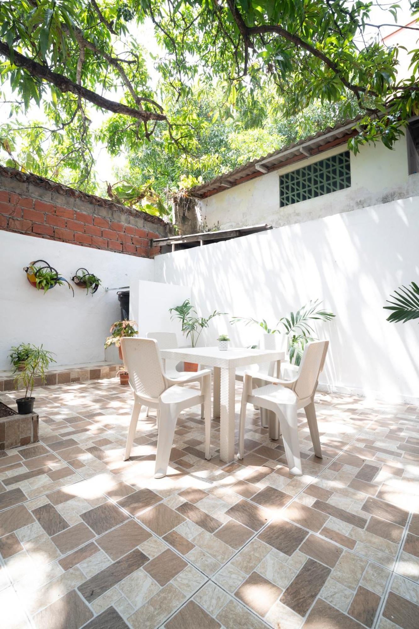 Casa Caribe, Excellent Location In Bocagrande * Cartagena