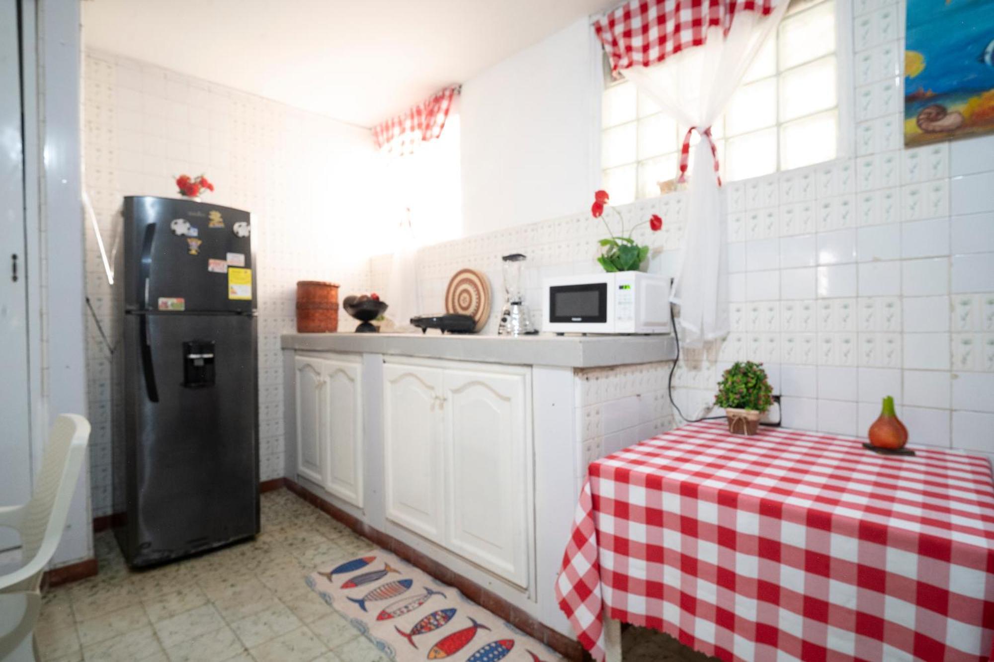 Casa Caribe, Excellent Location In Bocagrande