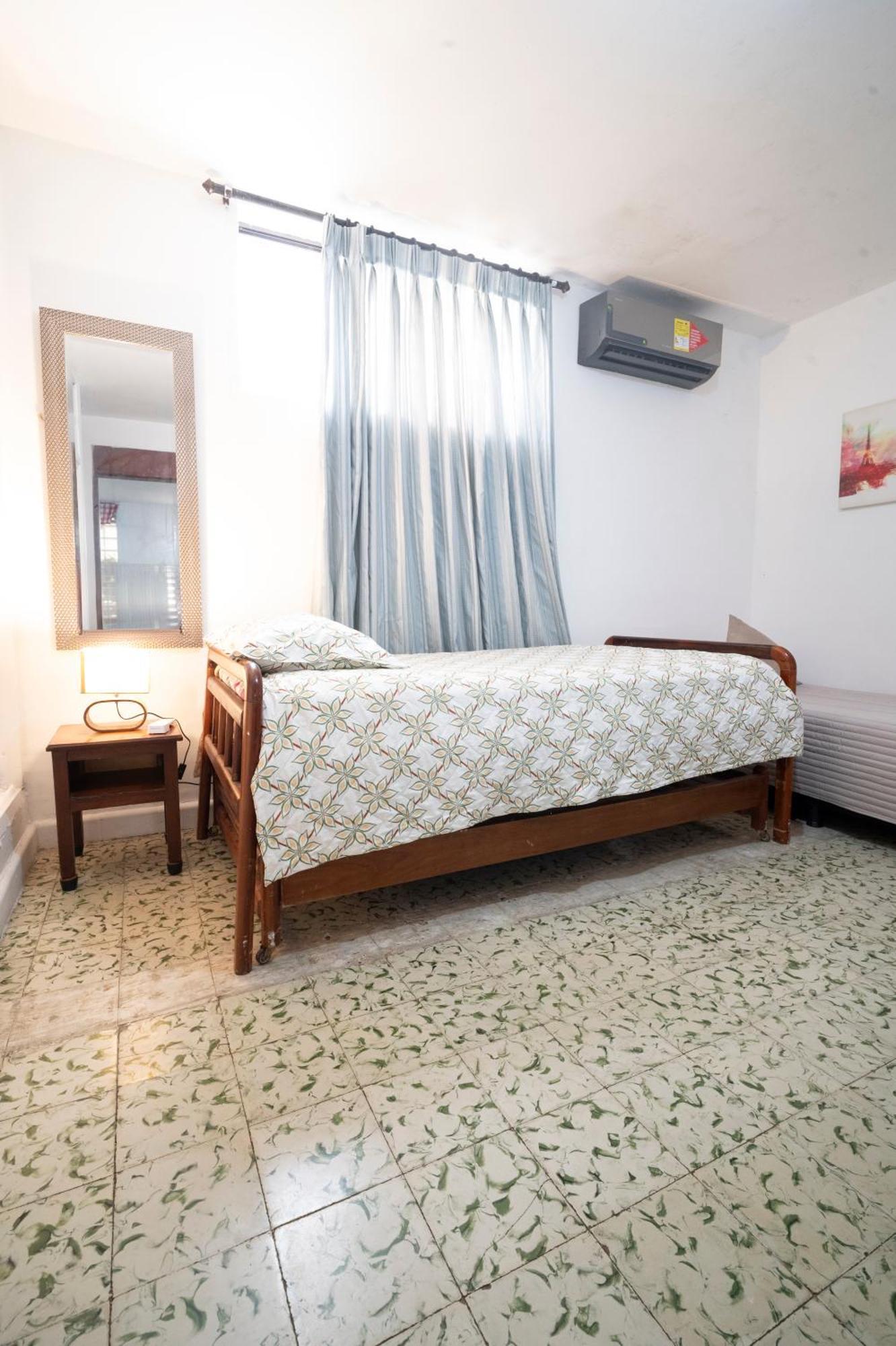 Casa Caribe, Excellent Location In Bocagrande